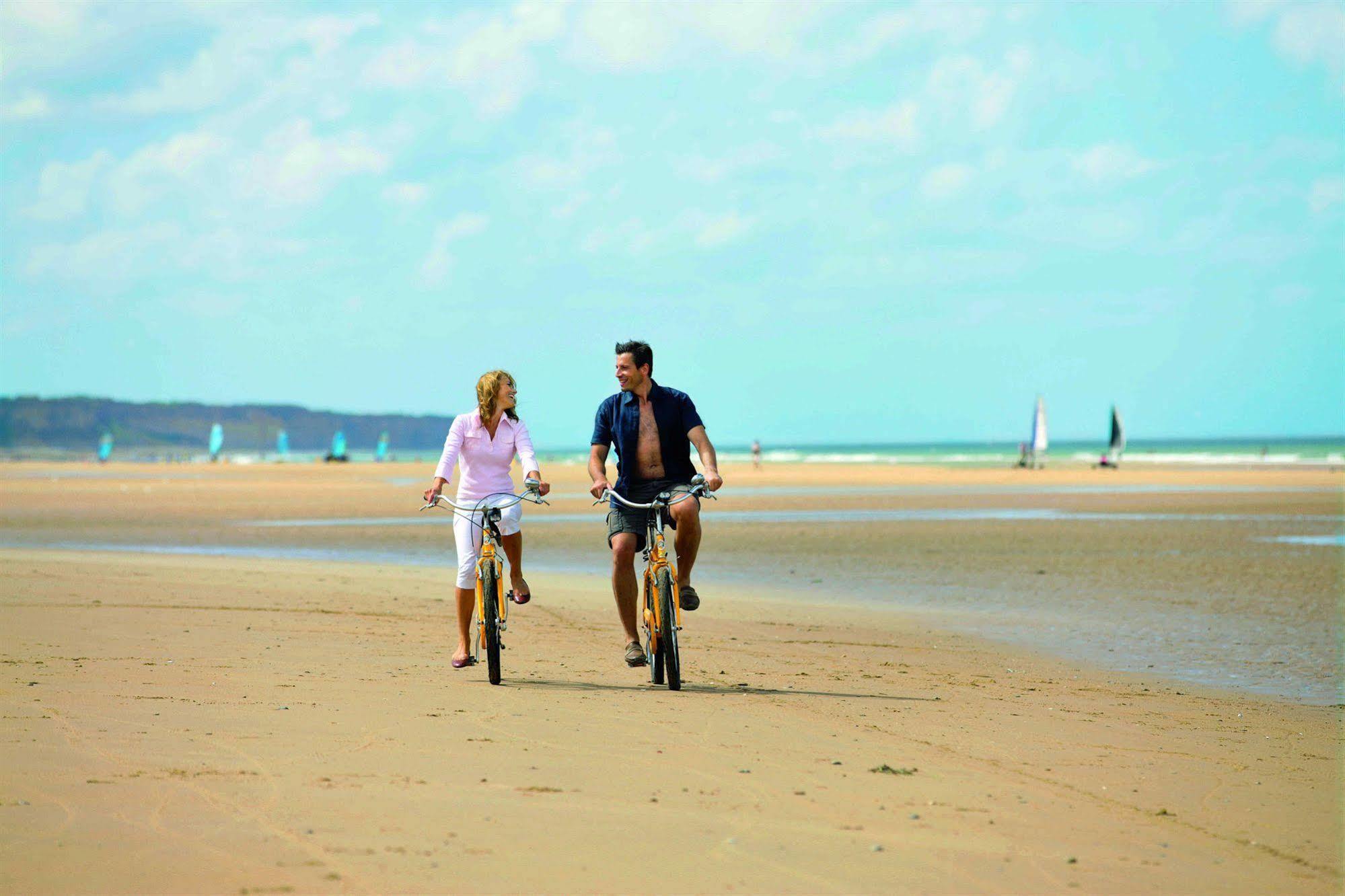 Belambra Clubs Colleville-Sur-Mer - Omaha Beach ภายนอก รูปภาพ